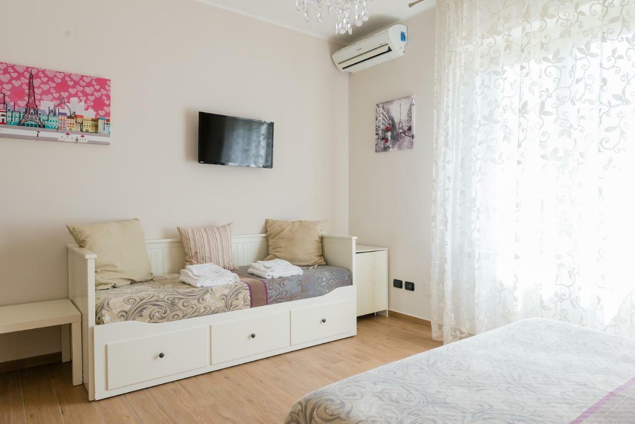 B&B Le City Монтесильвано Экстерьер фото