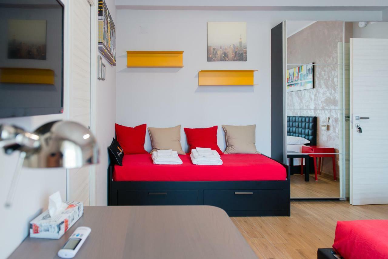 B&B Le City Монтесильвано Экстерьер фото