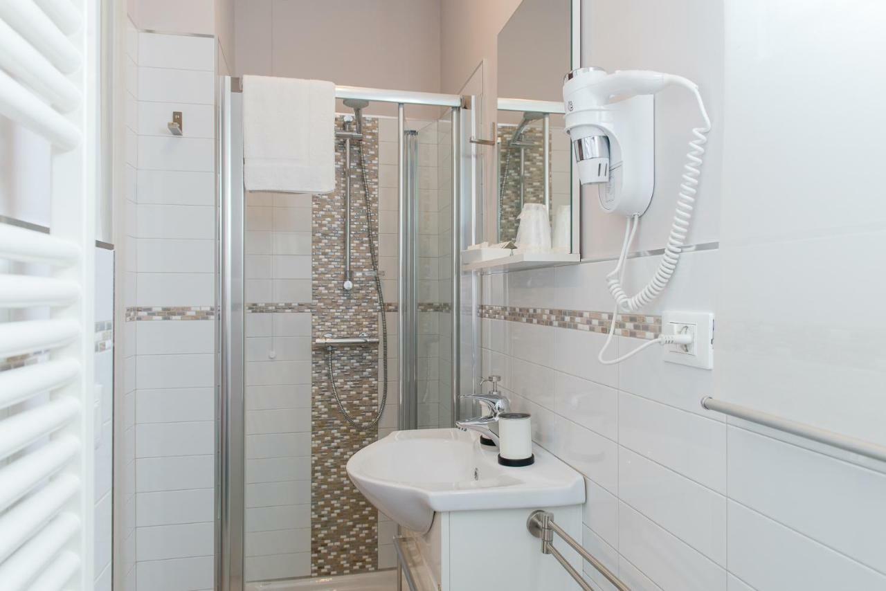 B&B Le City Монтесильвано Экстерьер фото